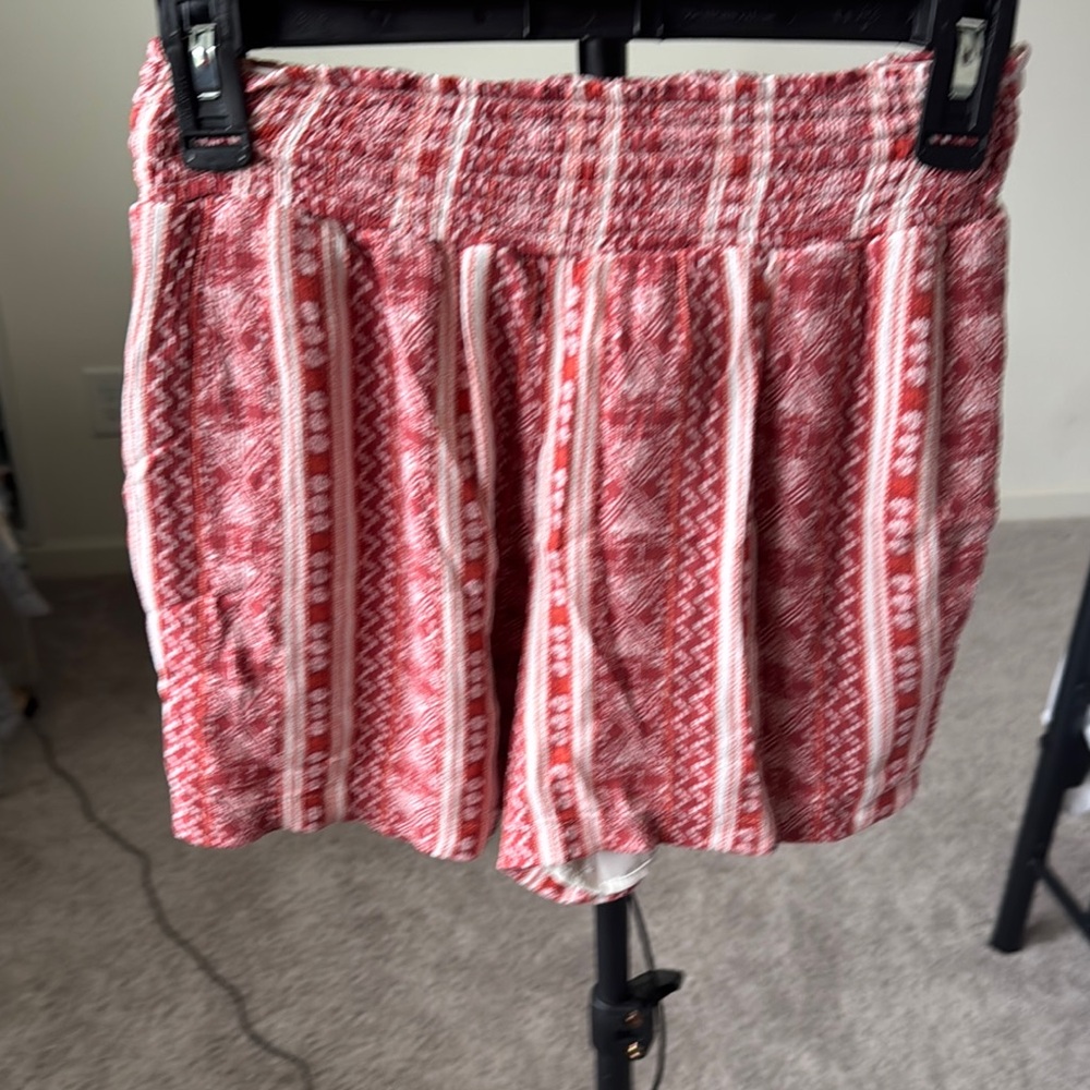 Nicely used  Brand: Knox Rose,  Red and White Patterned Shorts with pockets
